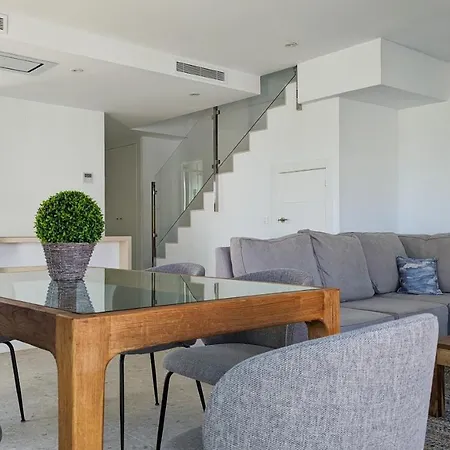 Panoramic Pool & Mountains House Финестрат