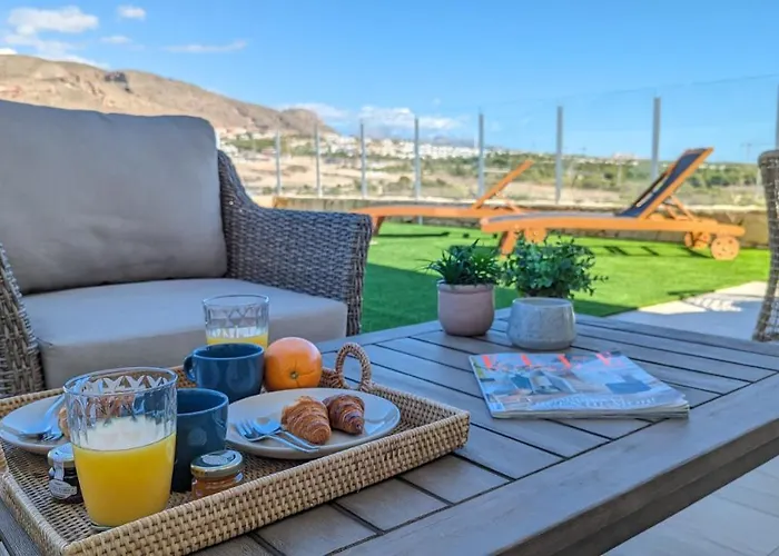 Panoramic Pool & Mountains House 公寓 *