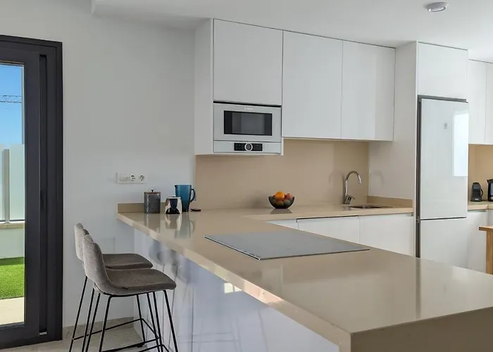 Panoramic Pool & Mountains House